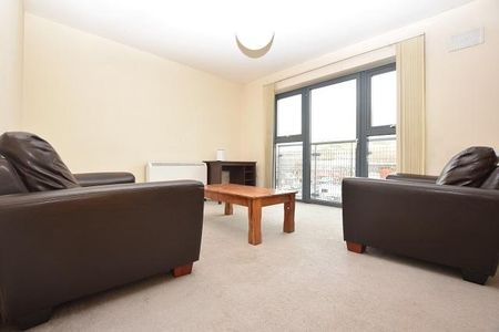 2 bedroom apartment to rent - Photo 2