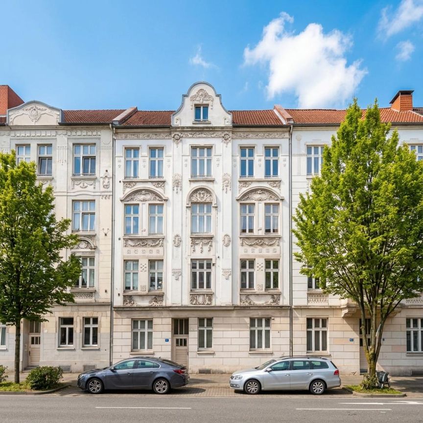 Neu renovierte 2-Zimmer-Wohnung mit Badewanne in Dortmund-Borsigplatz - Photo 1