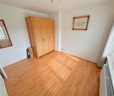 2 bedroom semi-detached house to rent - Photo 2