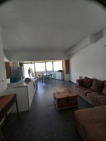 Apartment - Photo 4