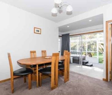 2 Bedrooms in Terrace End - Photo 2