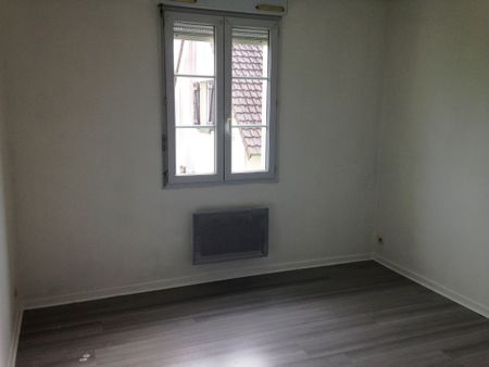 Location Appartement 3 pièces 65m² ST MARCEL 27950 - Photo 3