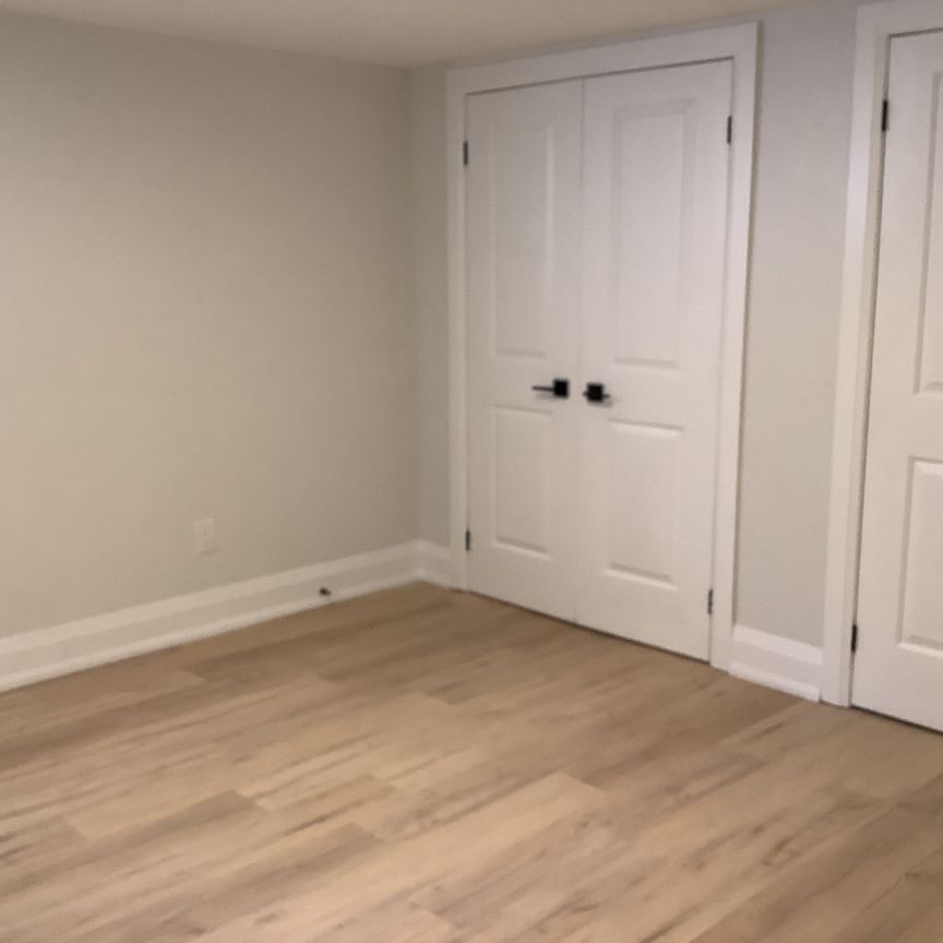 For Lease - 93 Purdy Crescent Unit# #2, Hamilton, Ontario - Photo 1