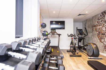 West Walk Studios - Photo 4