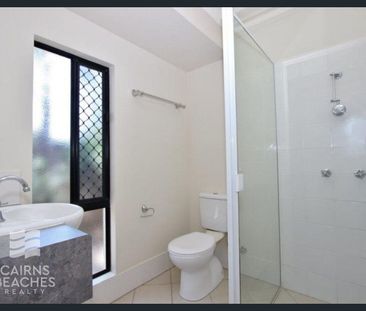 Spacious Family Home - Photo 5