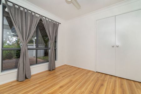 Superb Family Home In Leafy Suburb - Photo 4