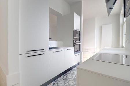 Appartement te huur in Ixelles - Photo 3