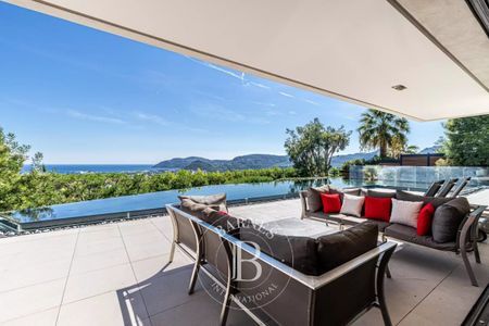 PROCHE CANNES - VILLA CONTEMPORAINE - 5 CHAMBRES - Photo 4