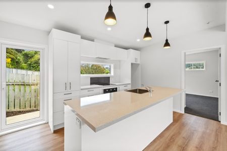 16 Bull Avenue, Wainuiomata - Photo 5