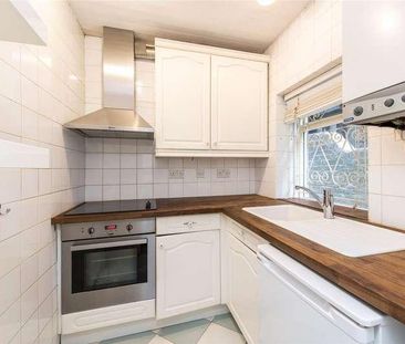 Leamington Road Villas, Notting Hill, London, W11 - Photo 5