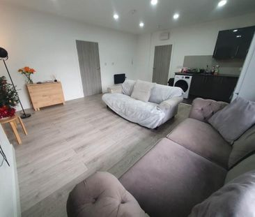 2 bedroom flat to rent - Photo 1