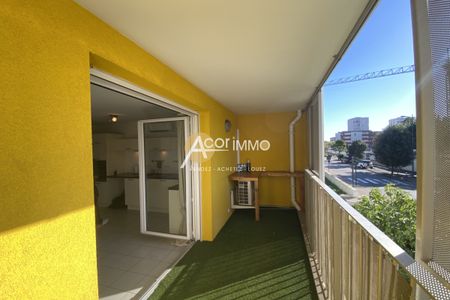 La Seyne Nord, charmant T3 dans résidence récente avec ascen - Photo 4