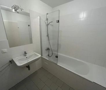 AKTION - Erster Monat Mietfrei! Moderne 2 Zimmer Wohnung mit 2 Balk... - Photo 6