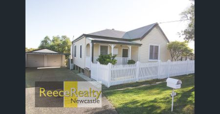 Room Available in a Modern House For Young Professionals - Photo 4