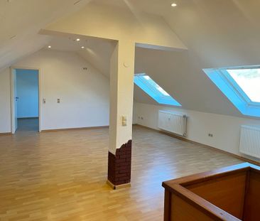 Charmante Maisonette-/ Dachgeschosswohnung - Photo 5