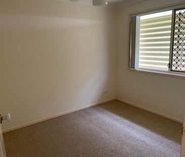 House in quiet complex - avail 10.10.25 - NO CATS OR DOGS - Photo 6