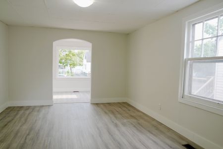 For Lease - 386 Gatfield Avenue Unit# 2, Welland, Ontario - Photo 5