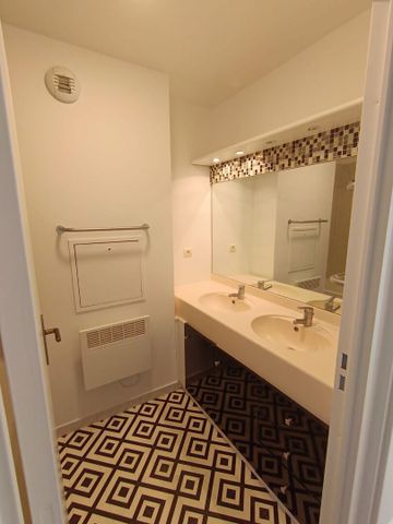 APPARTEMENT 3 PIECES 68 M2 REFAIT A NEUF - Photo 5