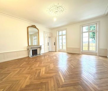 Location Appartement 4 pièces 117m² - Photo 3