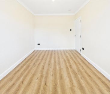 2 bedroom maisonette to rent - Photo 2