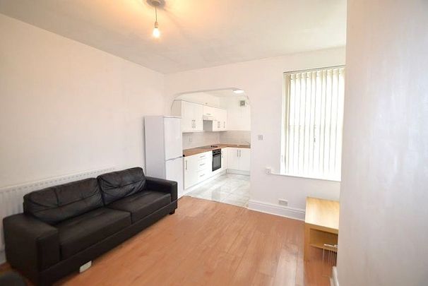 5 bedroom house share to rent - Photo 1