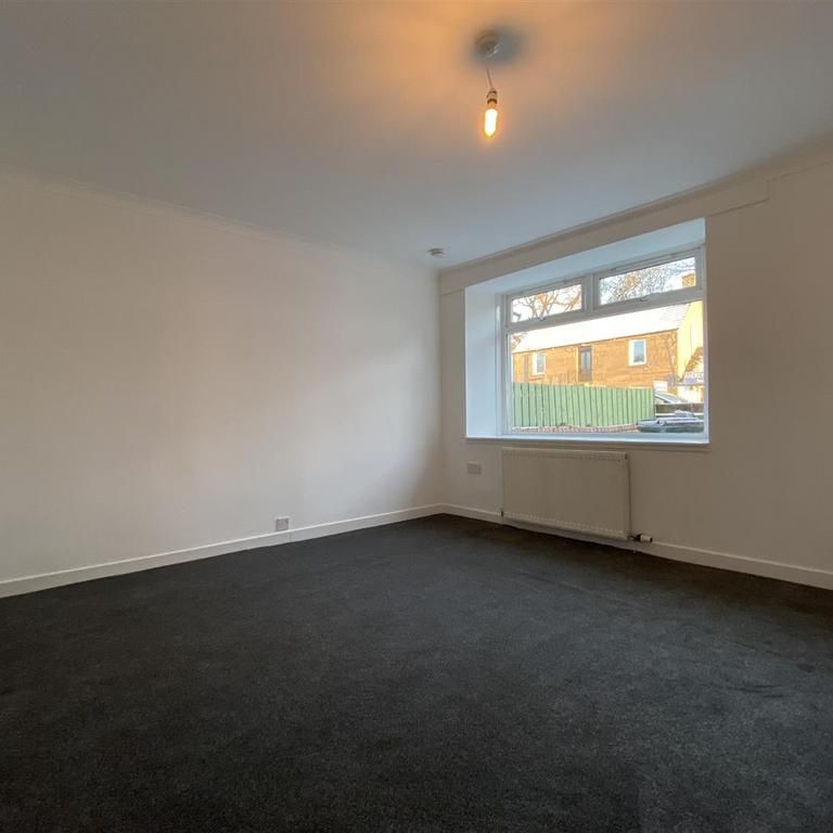 2 bedroom cottage to rent - Photo 1