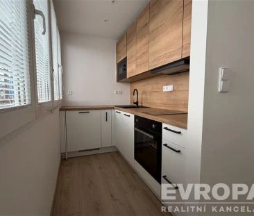 Pronájem bytu 1+kk, 27 m - Photo 2