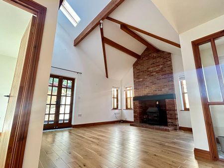 2 bedroom bungalow to rent - Photo 2