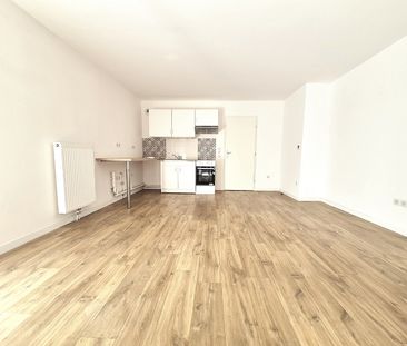 Location Appartement 2 pièces 47m² ST ANDRE LEZ LILLE 59350 - Photo 4