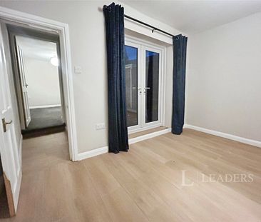 2 bedroom apartment to rent Hewlett Place, Cheltenham, Gloucestersh... - Photo 2