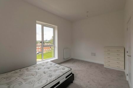 2 Bed End Terrace, Eden Avenue, B12 - Photo 3