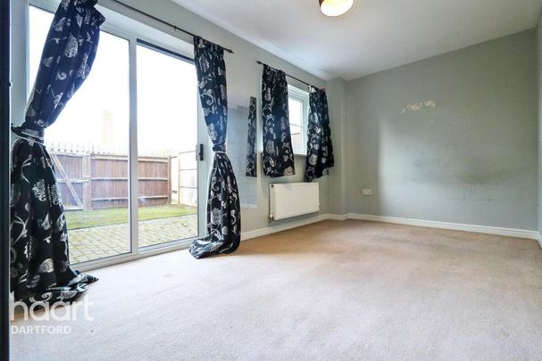 3 bedroom townhouse to rent - Photo 1