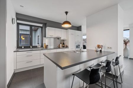 Prachtige penthouse met twee slaapkamers en ruime terrassen + garage - Foto 3