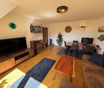 Traumhafte 2 Zimmer DG Wohnung mit großem Balkon in einem 4 Familie... - Photo 3