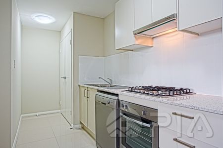 129/109-113 George Street PARRAMATTA - Photo 4