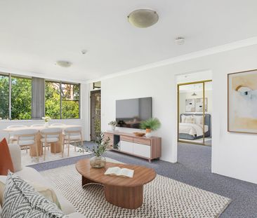 Sunny One Bedroom Apartment - Photo 1