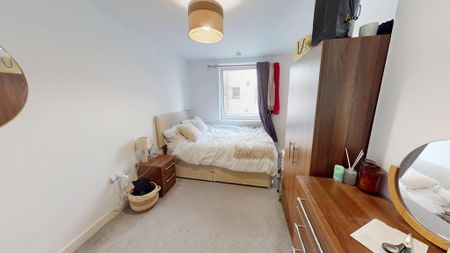 2 bedroom flat to rent - Photo 4