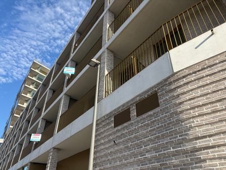 Instapklaar 1-slpk appartement met autostaanplaats - Photo 4