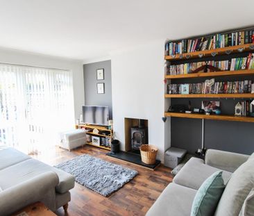 2 bedroom detached bungalow to rent - Photo 3