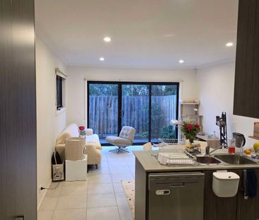 South Morang - Photo 1