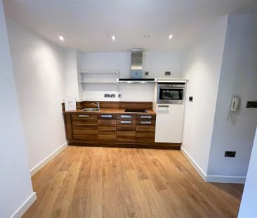 Studio to rent - Photo 5