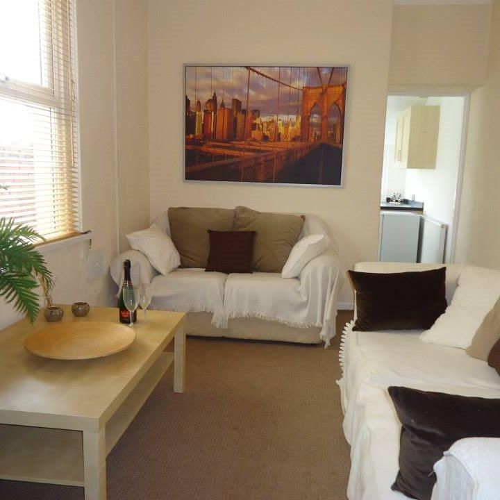 4 bedroom house to rent - Photo 1
