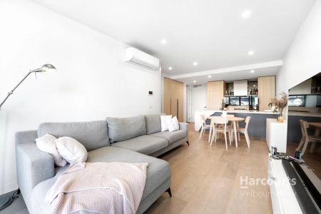 Modern Living in the Heart of South Yarra - Photo 3