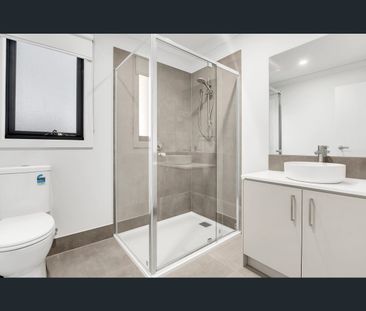 12 Dussehra St, Kalkallo, Vic 3064 - Photo 4