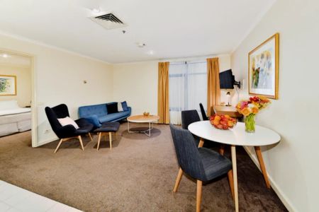 apartment near Saint Andrews Place, Melbourne - Photo 2