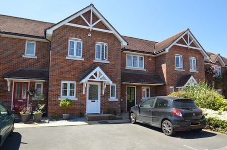 2 bedroom mid terraced house to rent, - Photo 2