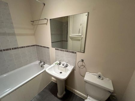 1 bedroom flat to rent - Photo 4