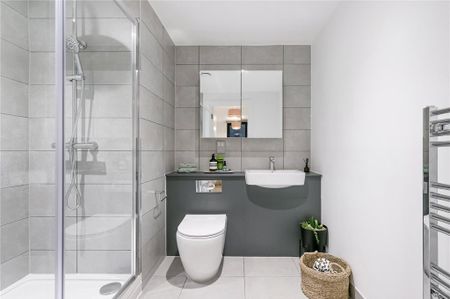 3 bedroom apartment to rent - Photo 5