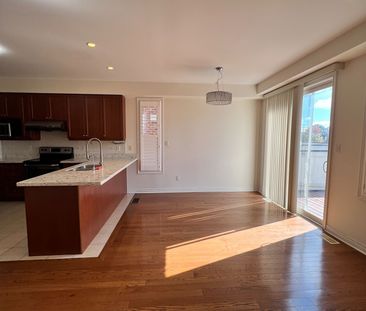 For Lease - 13 Walter Scott Crescent, Markham, Ontario - Photo 6