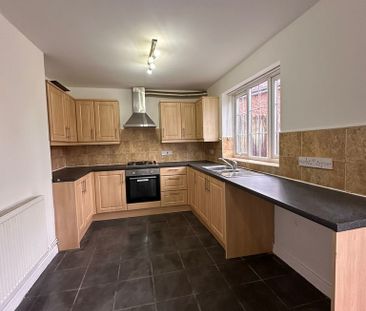 Allenby Square, Liverpool, L13 2BR - Photo 1